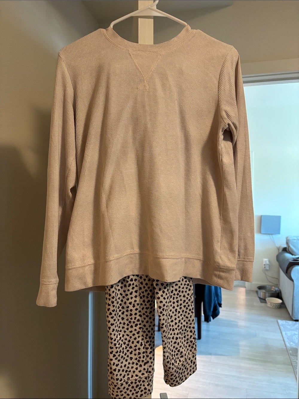 Women’s Long-Sleeve Waffle Knit Pajama Top in Blush